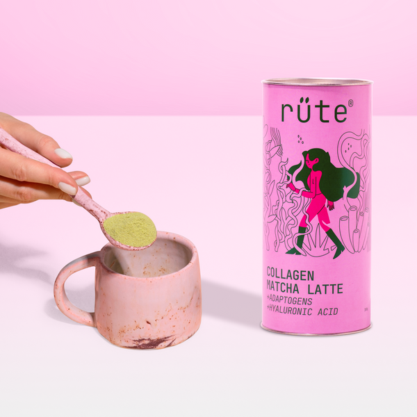 Collagen matcha latte + adaptogenes